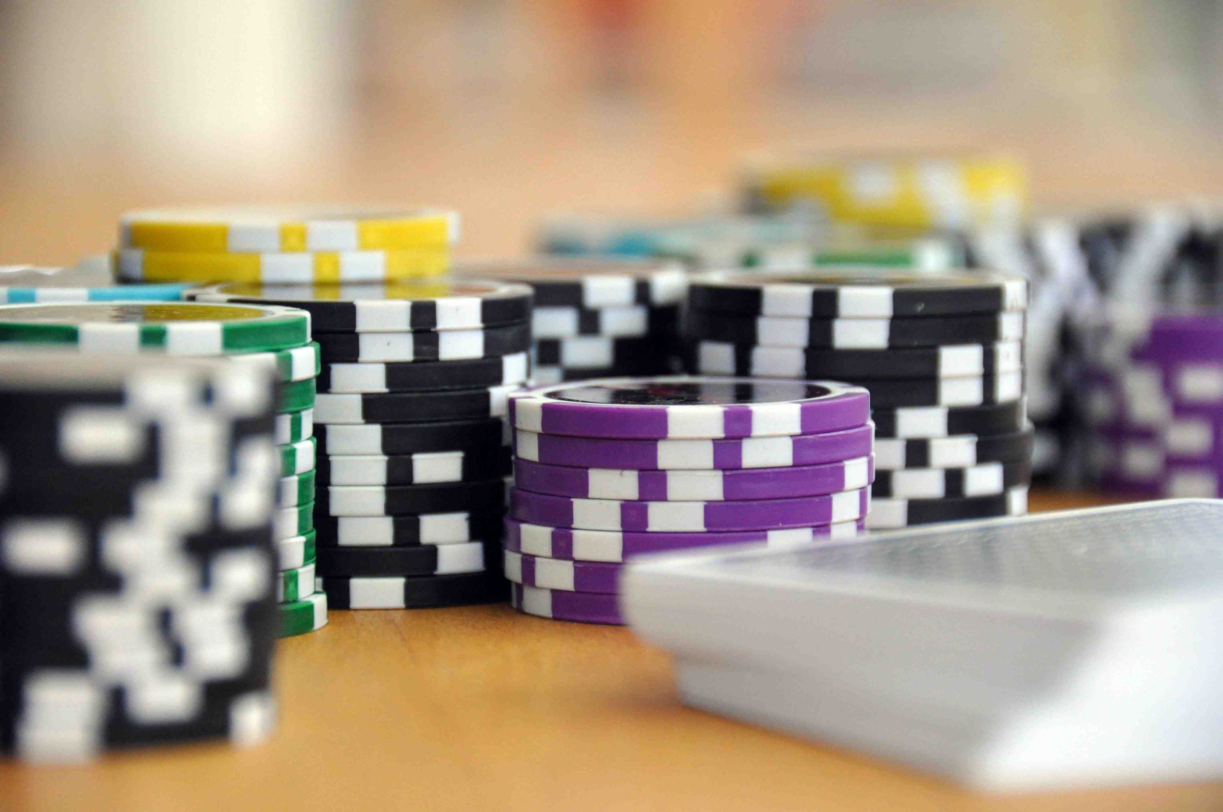 888 games အွန်လိုင်း ကတ်ဂိမ်းများ Poker Baccarat Rummy